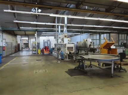 1 Durchlaufreinigungsanlage Fabr.: PERO AG